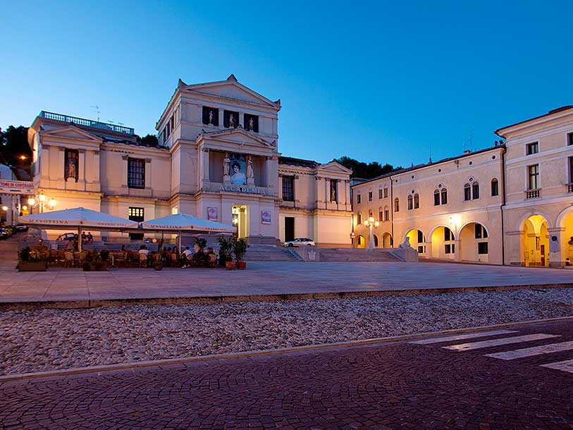 Aftenstemning på Piazza Cima i Treviso