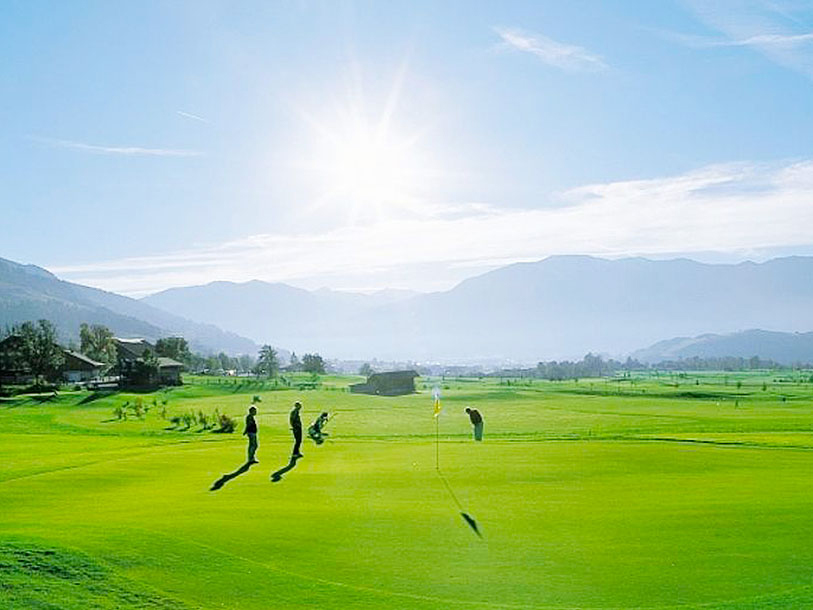 Golf med bjergpanorama - det findes ikke smukkere end i Østrig
