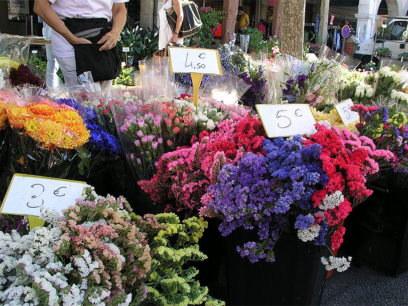 ... för inte att tala om blommorna - köp med en bukett på hemvägen från Alsace