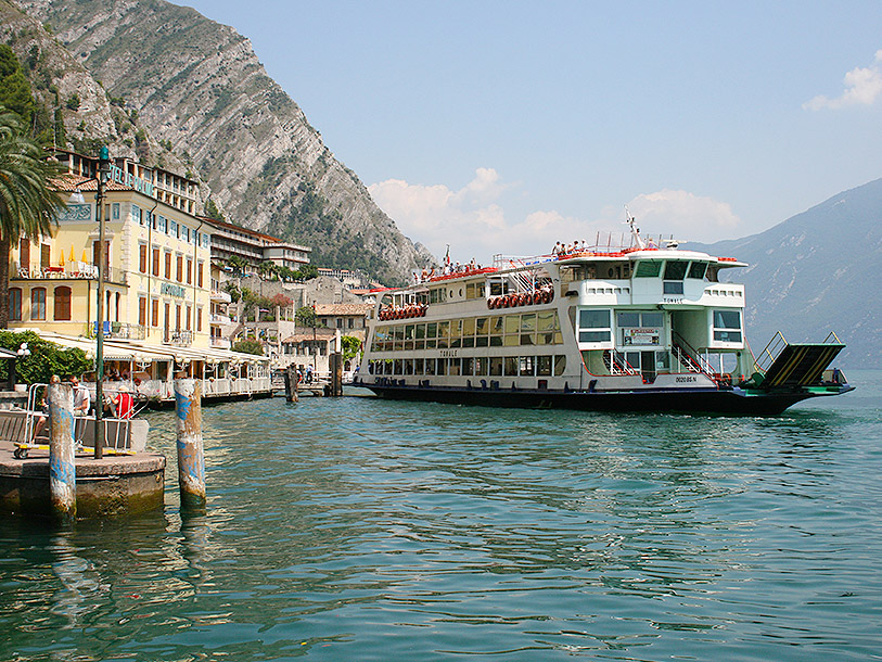 Förtrollande vackra vyer väntar i Limone sul Garda