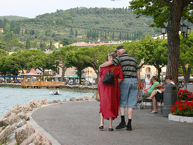 Strandpromenaden i Riva del Garda