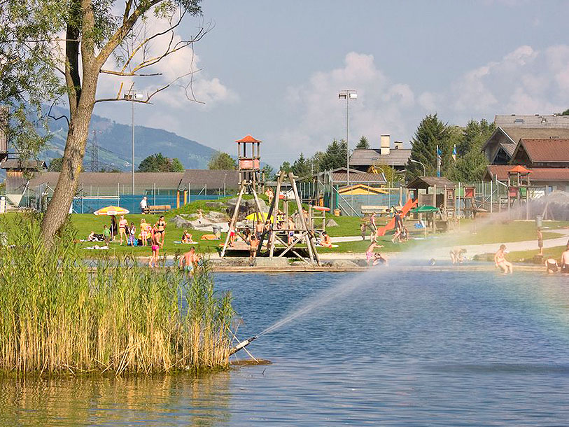 Tillbaka i Mittersill kan du också tillbringa en dag på stadens friluftsbad med tre pooler och vattenrutschbana