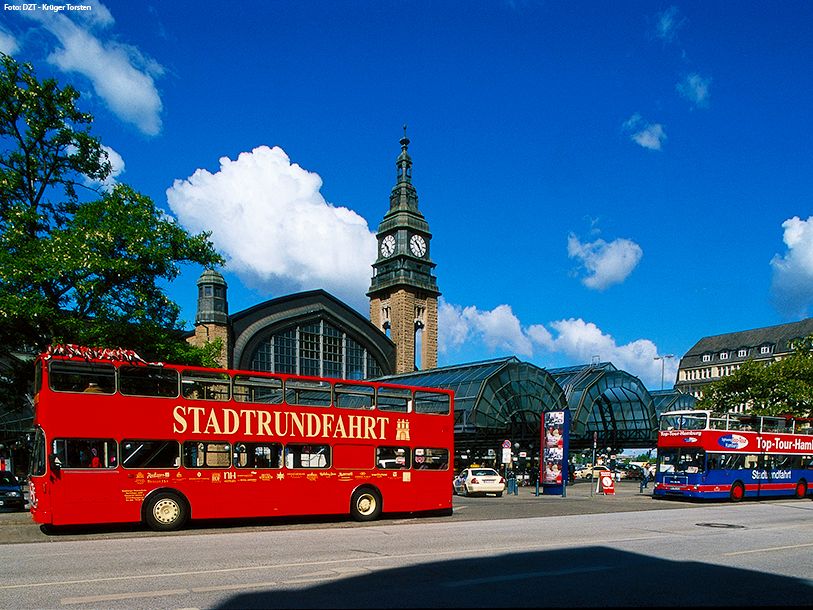 Sightseeingbussen tager jer med rundt til byens største seværdigheder