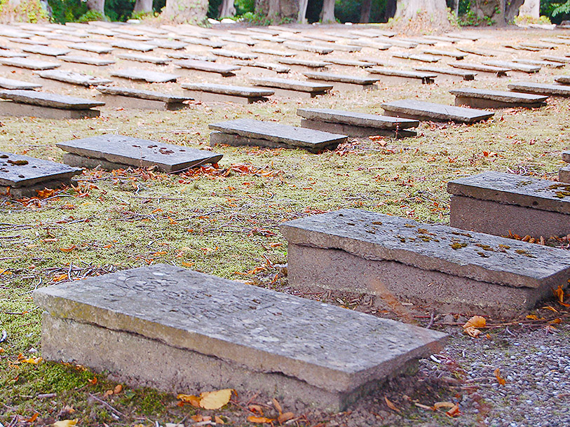 Se brödramenighetens begravningsplats i Christiansfeld