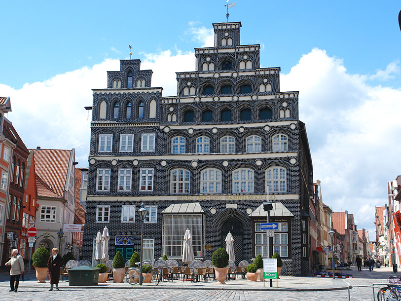 Besøg også Lüneburg, der samlede sine rigdomme p.g.a. saltet