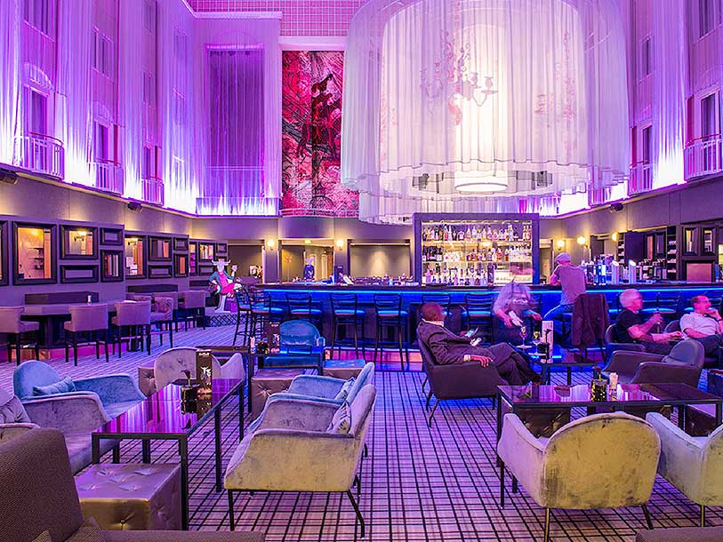 Hotellet är en arkitektonisk pärla mitt i hansastadsidyllen