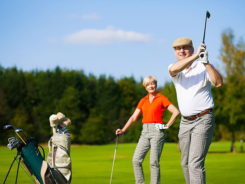 Ta en runda golf i de vackra omgivningarna vid Bassano del Grappa