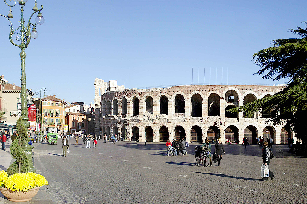 Oplev den berømte operaarena i Verona