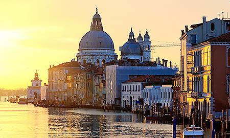 Besøg den unikke kanalby, Venedig