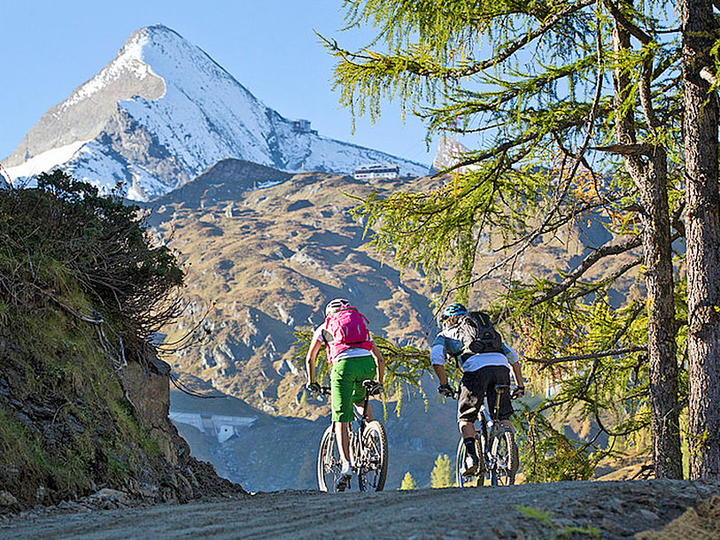 Spektakulära utsikter omger dig på dina vandrings- och cykelutflykter i semesterregionen Zell am See-Kaprun