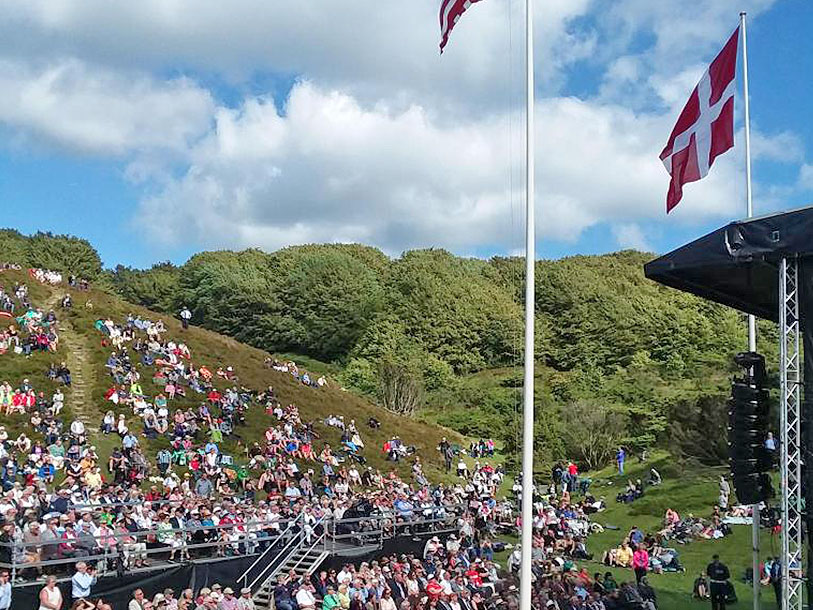 Det er også i Rebild Bakker, at dansk-amerikanere holder fest hvert år d. 4. juli