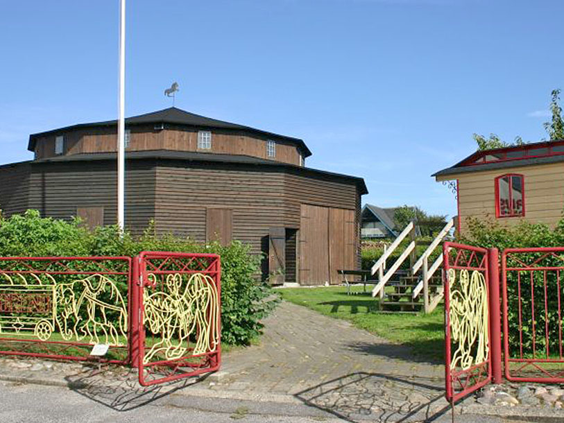 Cirkusmuseet i Rold er Danmarks eneste bevarede cirkusbygning i træ