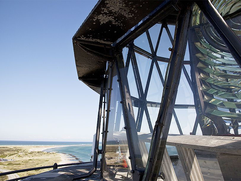 Udsigten fra Det Grå Fyr mod Skagens Gren, hvor Skagerrak og Kattegat mødes
