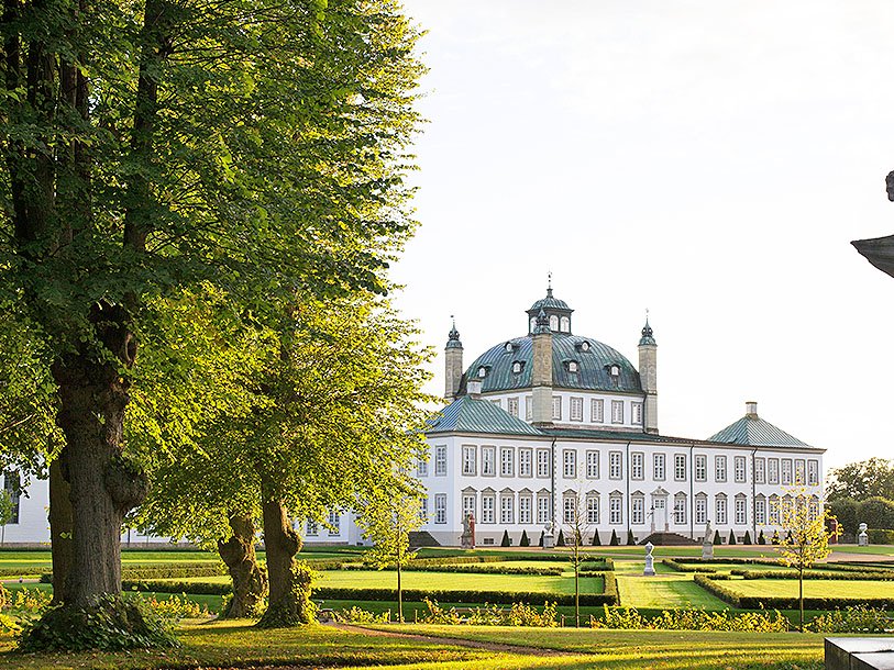 Fredensborg Slot ved Esrum Sø - Dronningens vinterkvarter og altid et besøg værd