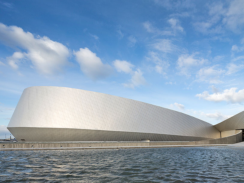 På Amager ligger också Den Blå Planet, Danmarks nya, stora och moderna akvarium