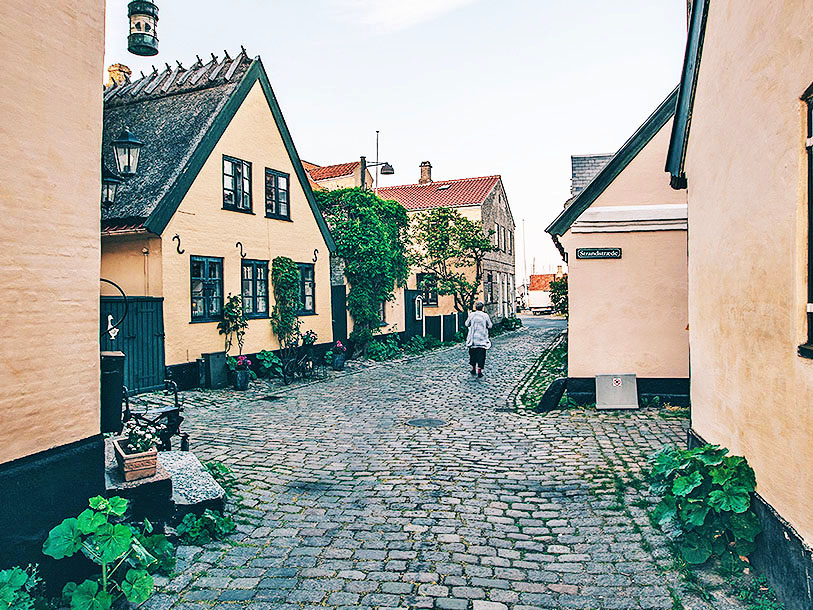 I centrum av Dragør kan du uppleva en av Danmarks bäst bevarade landsortsidyller