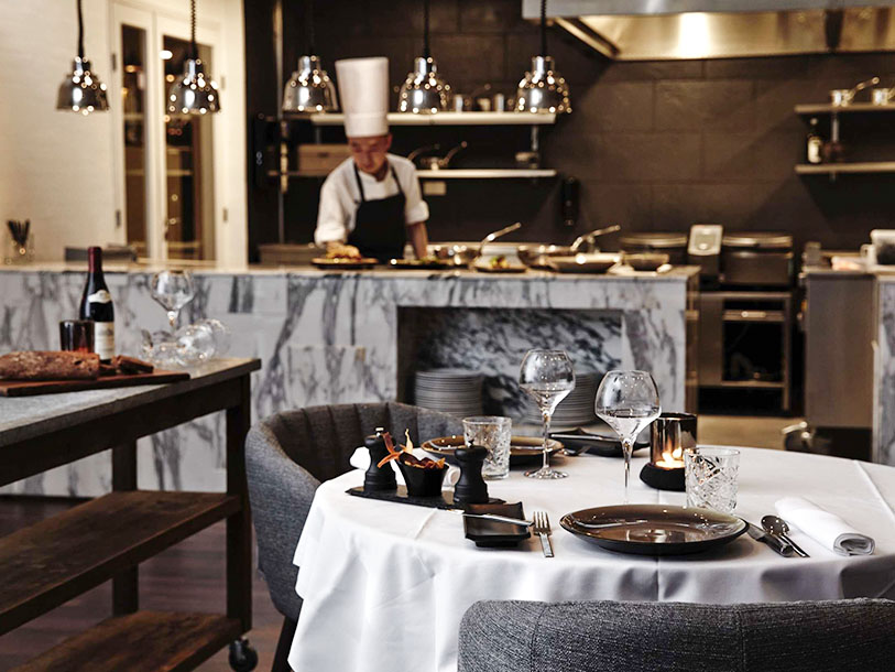 Se fram emot en weekend på Comwell Holte där det öppna köket levererar dansk gastronomi