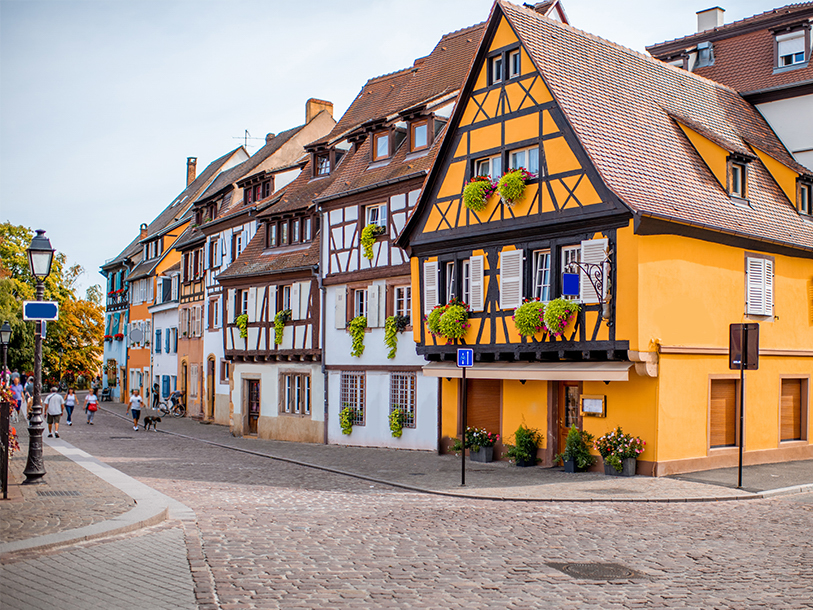 Colmar är en sann uppvisning av färgglad korsvirkesarkitektur
