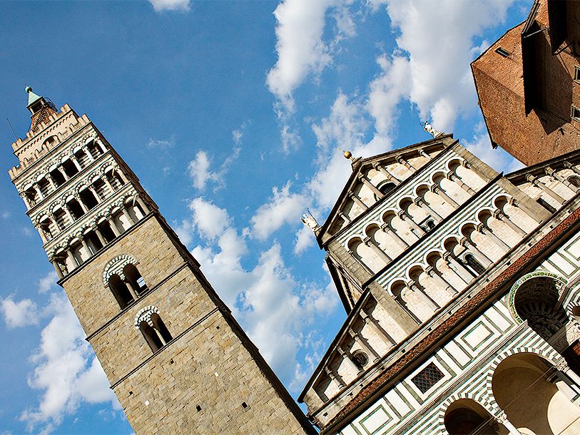 Katedralen Santa Maria del Fiore i Firenze er lige smuk fra alle sider
