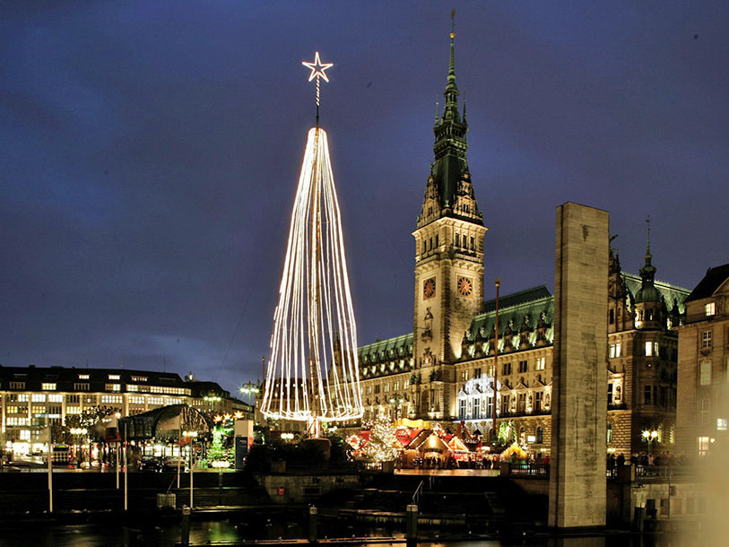 Lägg storstaden Hamburg framför dina fötter denna jul och njut av storstadens magi