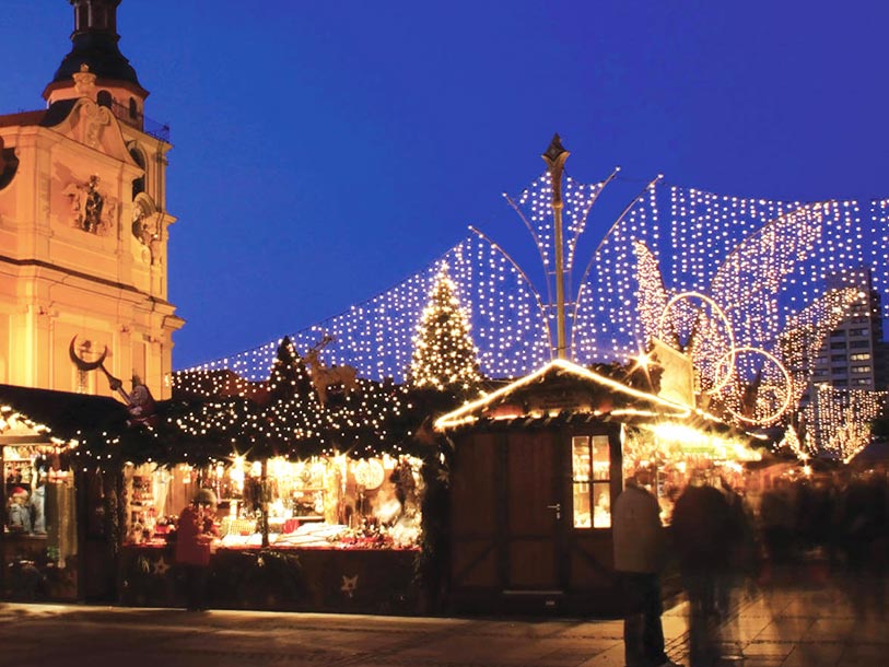 Fira jul i Hamburg och upplev en oförglömlig helg med familj och vänner