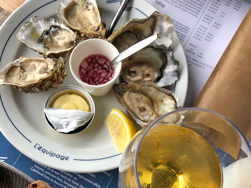 Överallt i Bretagne kan du köpa färska ostron för en billig peng, perfekt om du gillar dessa salta godsaker