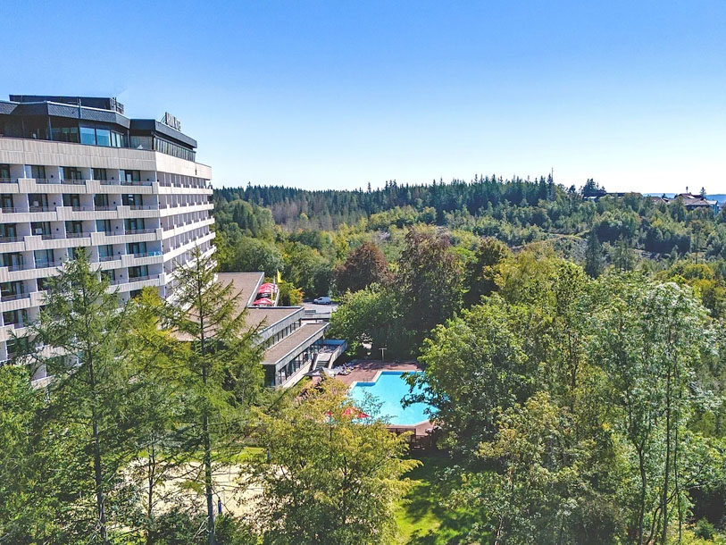 Jeres hotel ligger på bjergsiden - flot hævet over Braunlage