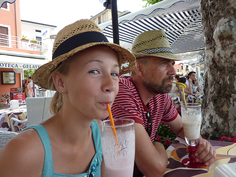 Det er også lige stedet at studere gadelivet over en iskold gelato