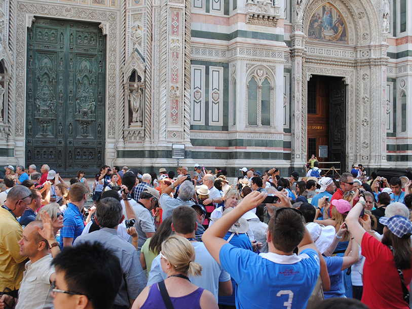 Oplev også Basilica Santa Maria Novella, som er Firenzes berømte dåbskirke