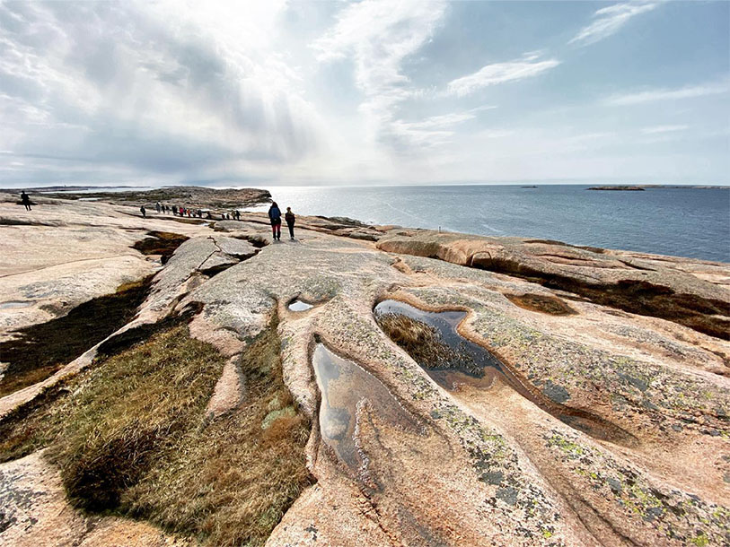 De blankslipade granitklipporna i Bohuslän är en unik naturupplevelse