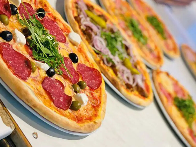 Här serverar man italienska specialiteter och pizza efter konstens alla regler