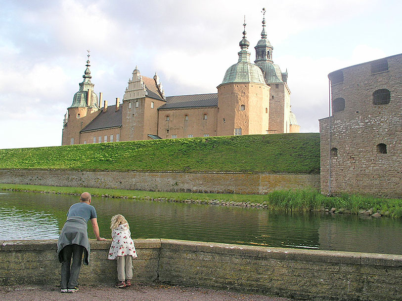 Kalmar visar stolt fram det magnifika Kalmar Slott som bjuder på en stark nordisk historia