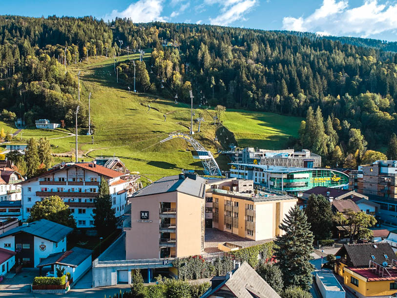I skal bo i den naturskønne region Schladming-Dachstein ...