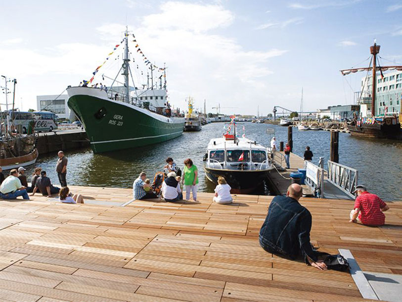 Bremerhaven erbjuder en blandning av modernitet och tradition med spännande museer och en livlig atmosfär