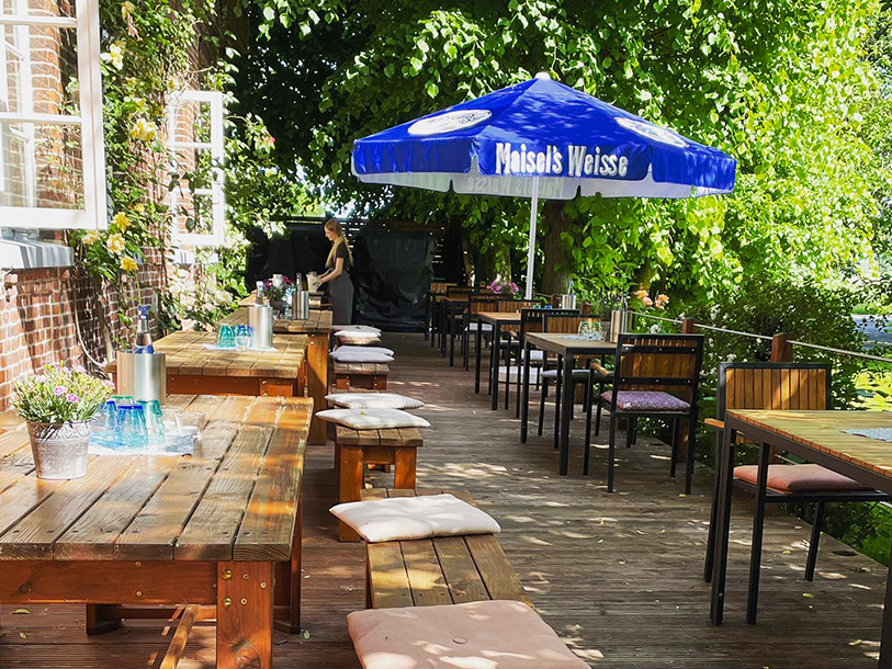 Här väntar små idylliska oaser, bland annat en biergarten som håller öppet under större delen av året