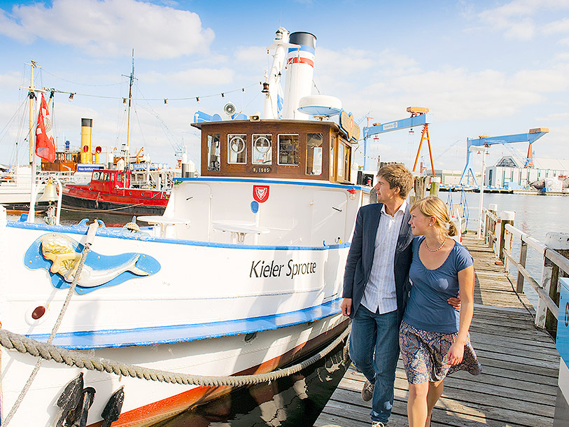 Besök någon av alla fiskelägen, t.ex. Kappeln och Eckernförde, och få massor av maritim stämning