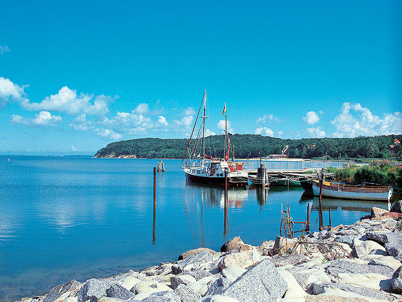 Rügens lange strande, hvide kridtklipper, smukke laguner og grønne bøgeskove er altid stor oplevelse