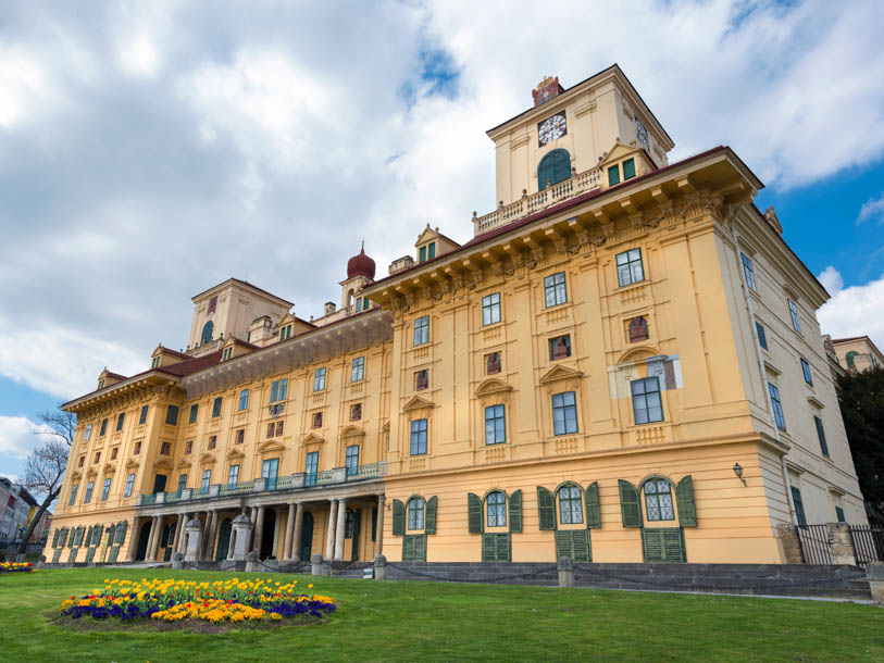 Besøg det storslåede Schloss Esterhazy i Eisenstadt, komponisten Joseph Haydns vigtigste arbejdssted