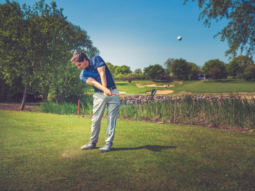 I Hohwacht er golf meget mere end et spil - det er en naturoplevelse i sig selv, omgivet af skov, sø og stilhed