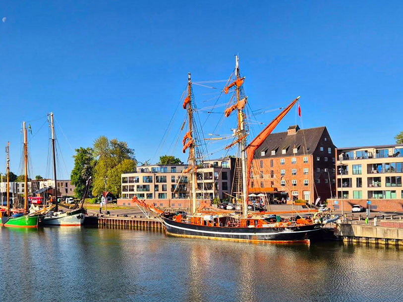Südspeicher Hotel & Bistro rager op på havnefronten i Kappeln og vidner om byens industrihistorie