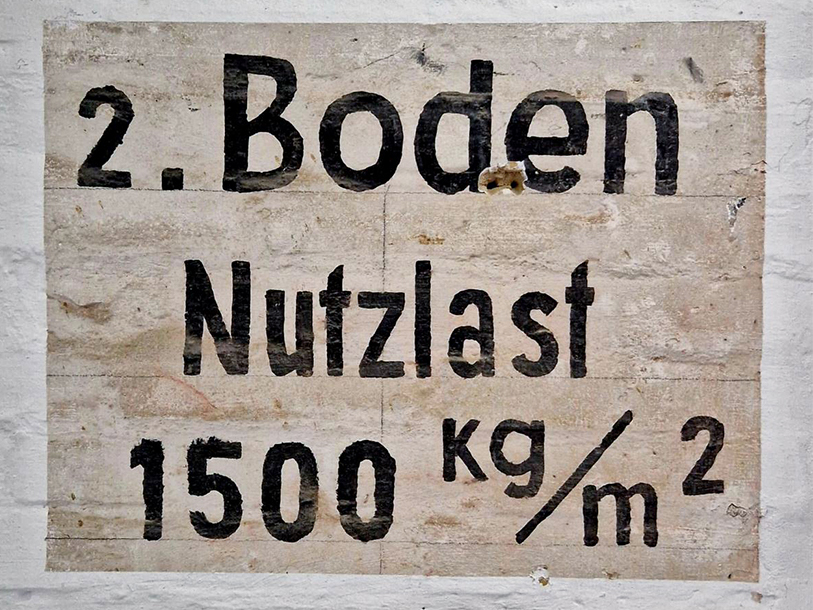 Indretningen er moderne og rustik, og I kan stadig finde beviser på, at I bor i en oprindelig kornsilo