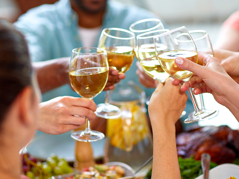 Vintraditionerne er rige i denne del af Rhinen - og I kan se frem til de gode Rieslingvine