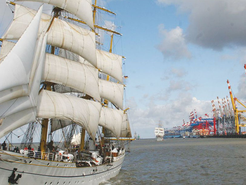 Floden Weser mynnar ut i Nordsjön vid Bremerhaven och här kan du också utforska en rik sjöfartshistoria