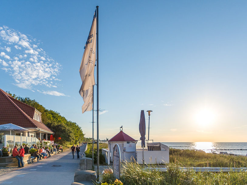 Den mere end tre kilometer lange strandpromade ved Kühlungsborn fik et kæmpe løft med en renovering i 2007