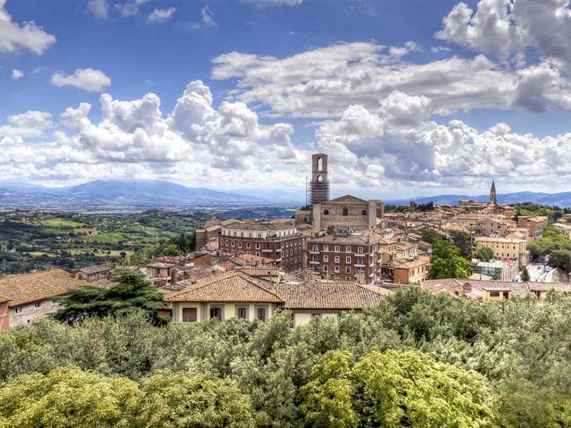 Upplev Perugia - en stämningsfull universitetsstad fylld med historia, konst och liv