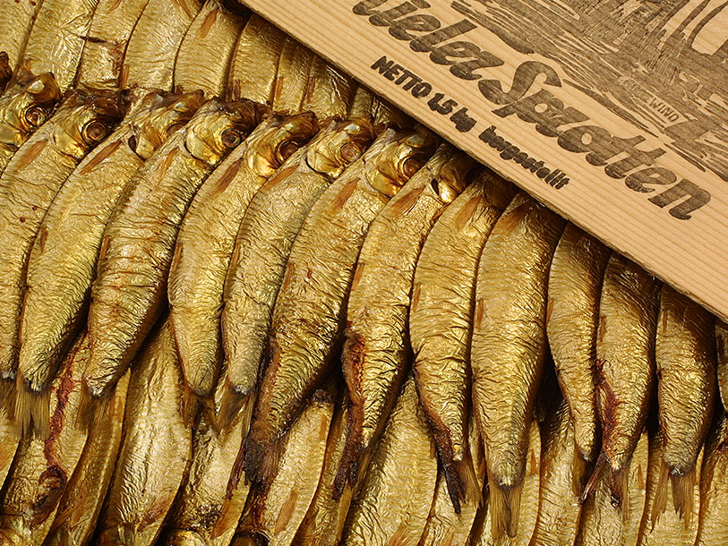 Smag den friskrøgede fisk - en lokal delikatesse