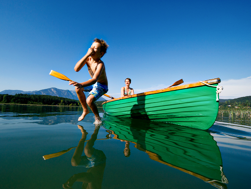 Millstätter See är Kärntens största badsjö med en sommartemperatur på upp till 27 grader