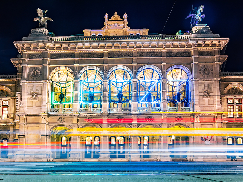 Wien är trots allt musikens stad, och skiftande världsstjärnor besöker ofta Wiener Staatsoper