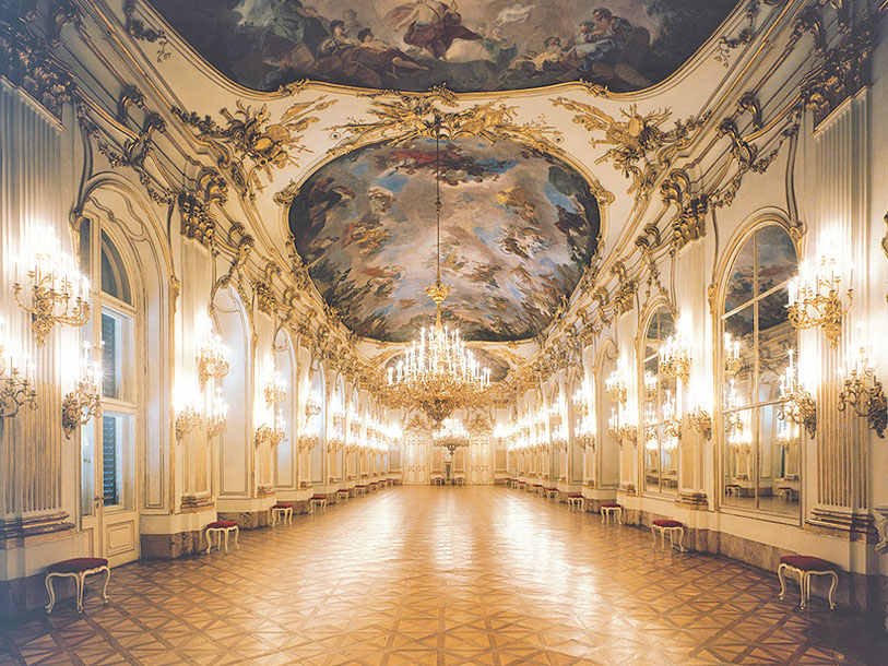 Det är en magisk upplevelse att få uppleva Schloss Schönbrunn från insidan © austrianviews.at
