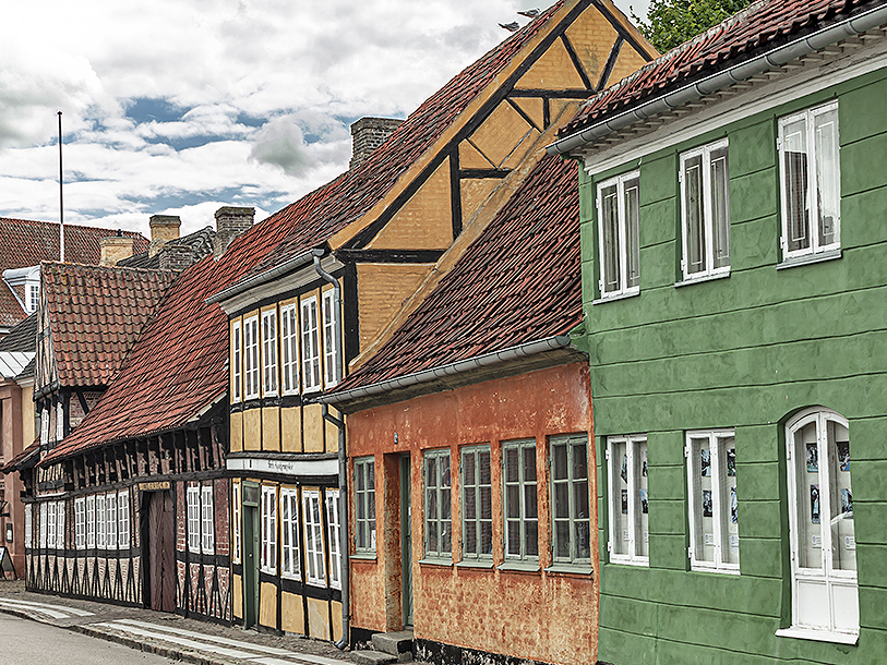 Holbæk är en gammal marknadsstad med många bevarade historiska hus